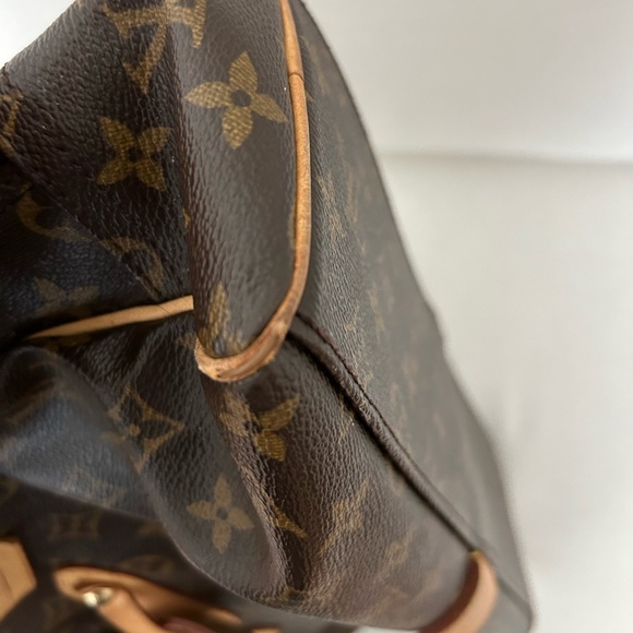 LOUIS VUITTON Manhattan Bag! Great pre-loved condition! - Picture 10 of 11